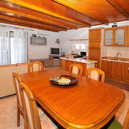 Apartman Elena Traù Esterno foto