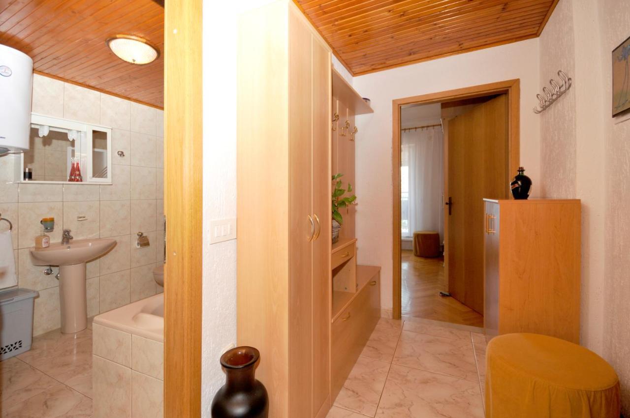 Apartman Elena Traù Esterno foto