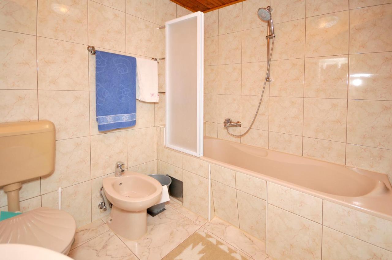 Apartman Elena Traù Esterno foto